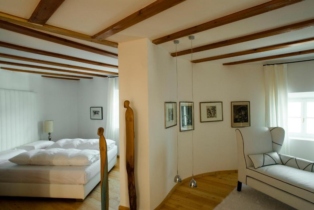 Romantik Hotel Turm Fiè Стая снимка