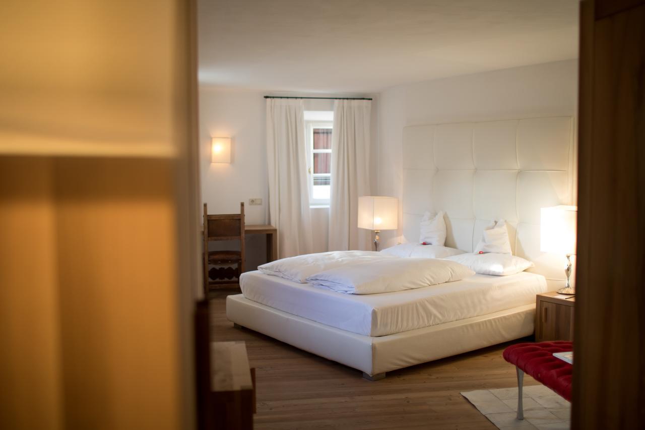 Romantik Hotel Turm Fiè Екстериор снимка